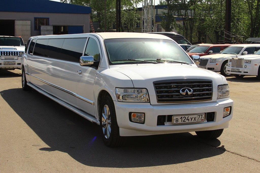 Инфинити QX56 напрокат