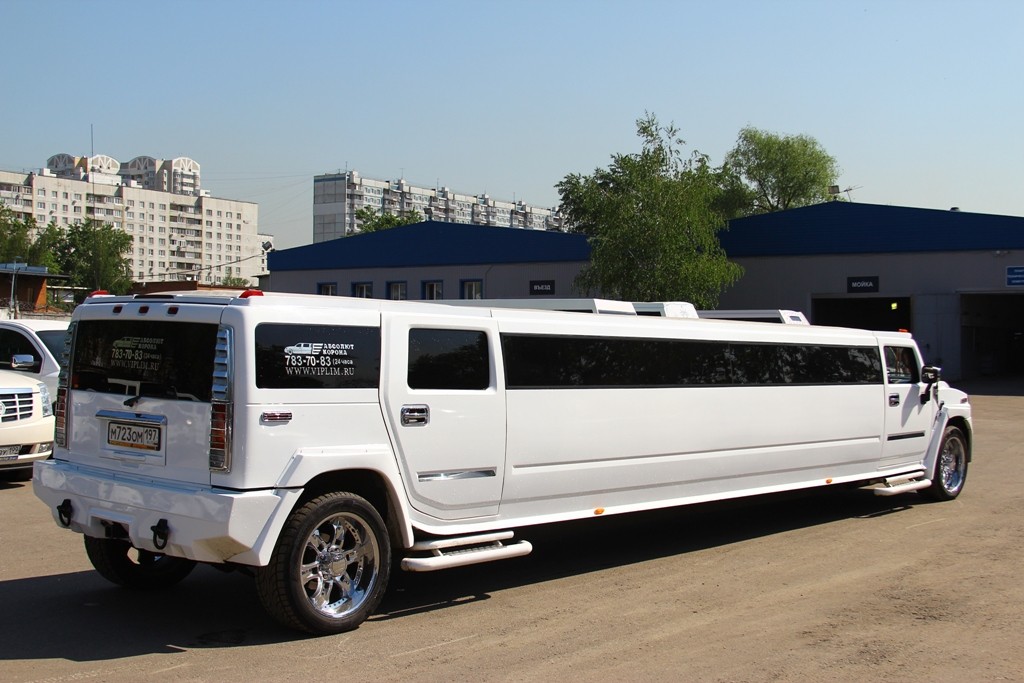 Стоимость аренды Hummer H2 в Москве