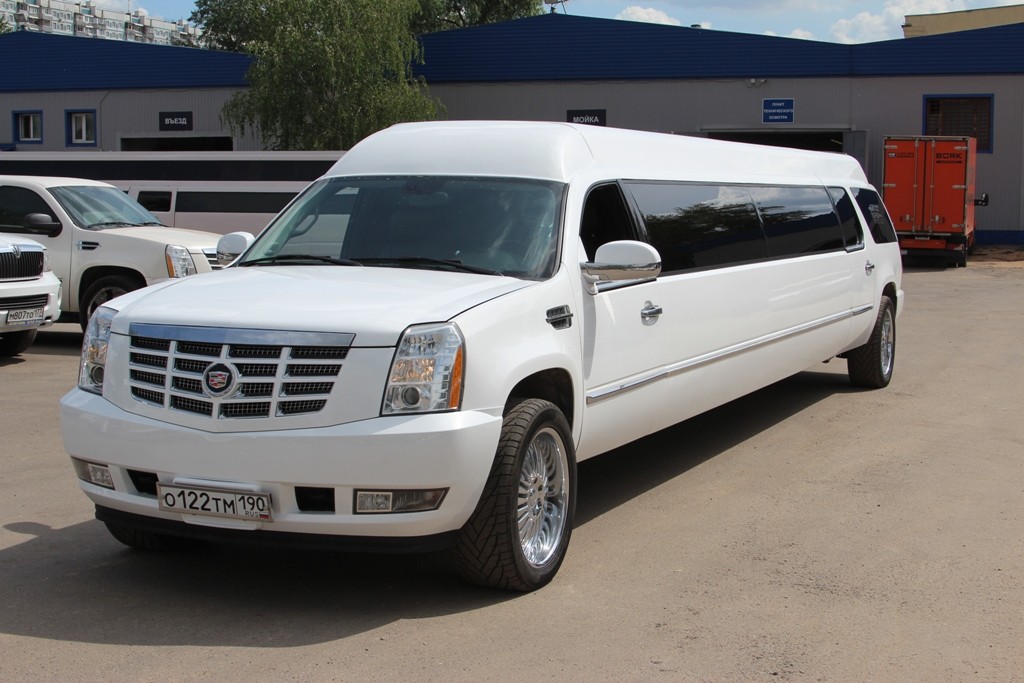 Снять напрокат Cadillac Escalade